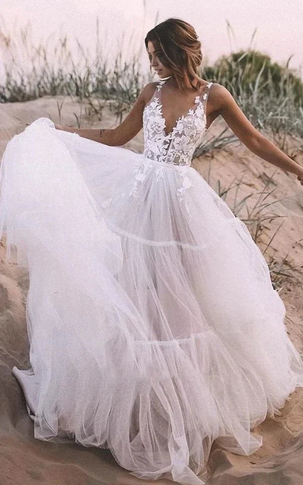 A-Linie V-Ausschnitt Ärmelloses Spitzentüll-Brautkleid mit Applikationen